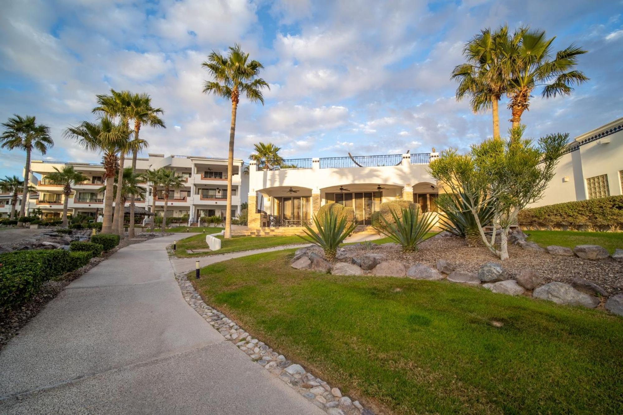 Casa Blanca Golf Villas Rocky Point Exterior photo